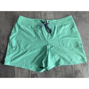 LL Bean Hiking Shorts Womens 14 Green Stretch Pockets Fishing Outdooer UPF Swim